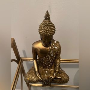Meditation statue